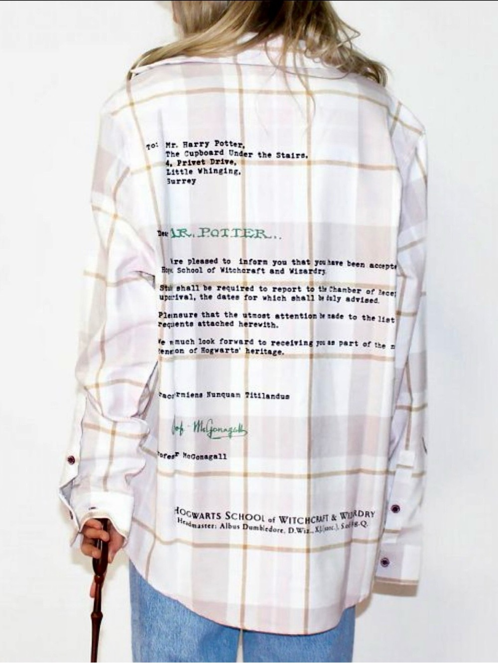 Rare Find! Cakeworthy Harry Potter Hogwarts Letter Flannel, Unisex